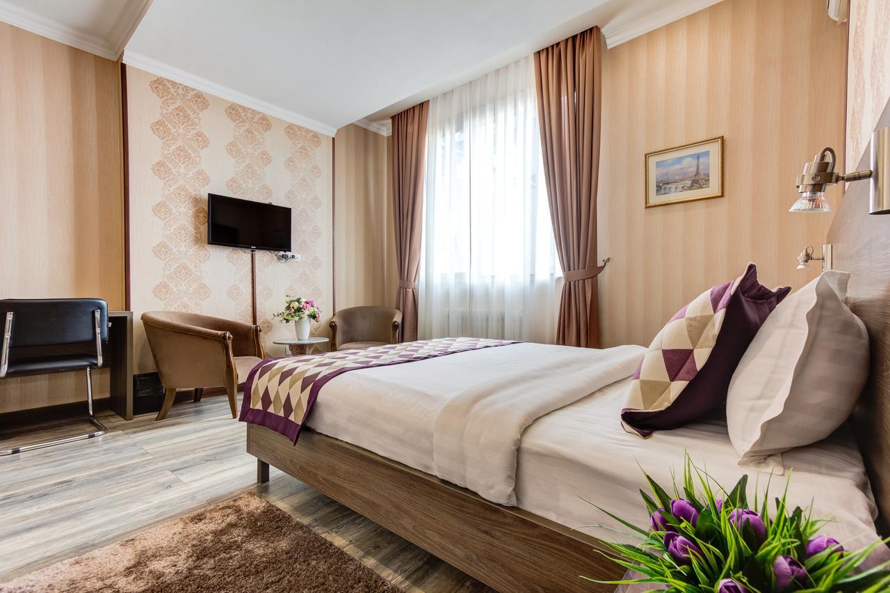 Bishkek Centrum Hotel מראה חיצוני תמונה